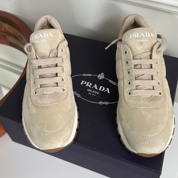 New Prada sneakers never worn - Picture 2 of 4
